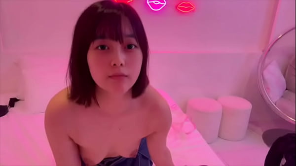 女子大生のオナニーみせます。こんなに変態的なオナニーしてます…